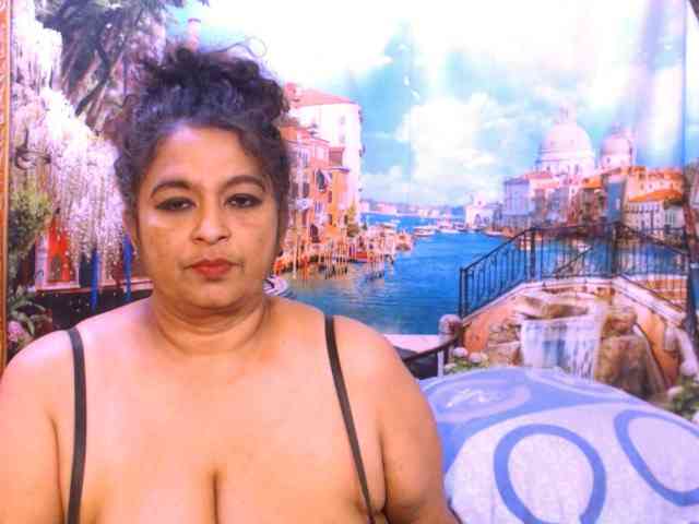 Indianstar75 webcam