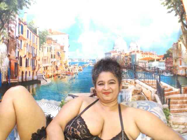 Indianstar75 webcam