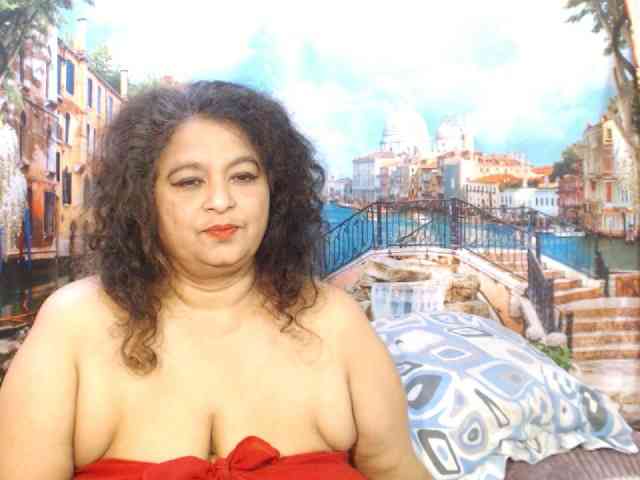 Indianstar75 webcam