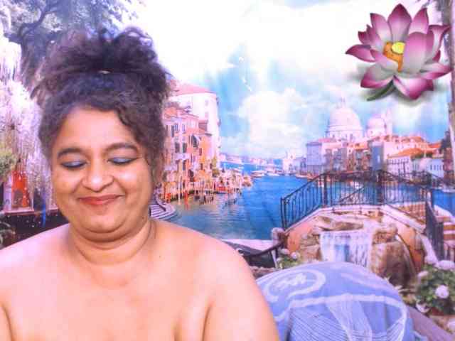 Indianstar75 webcam