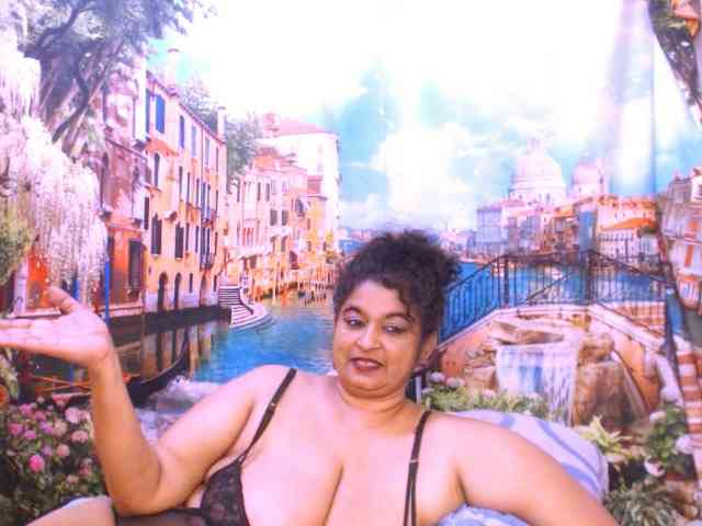 indianstar75's webcam live show