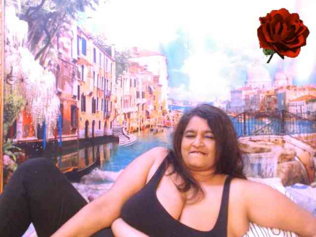 Indianstar75 webcam