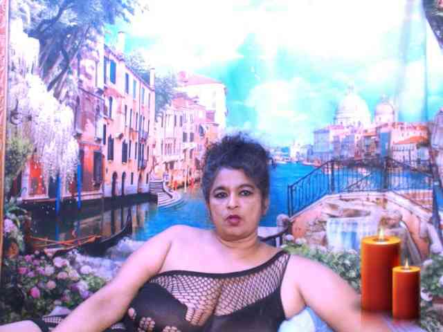 Indianstar75 webcam