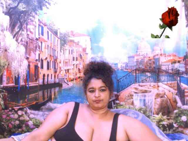 Indianstar75 webcam