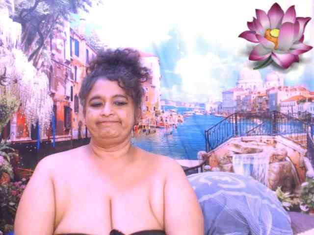 Indianstar75 webcam