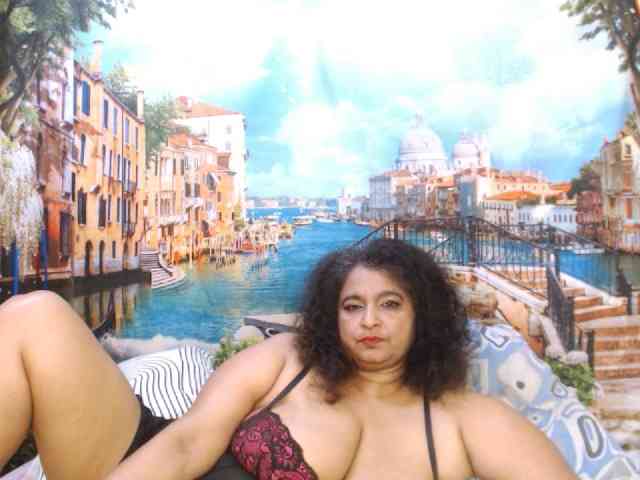 Indianstar75 webcam