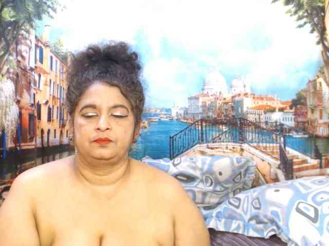 Indianstar75 webcam