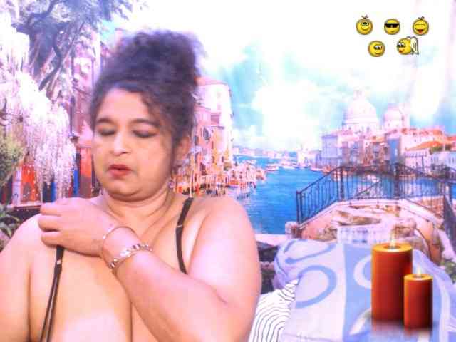 Indianstar75 webcam
