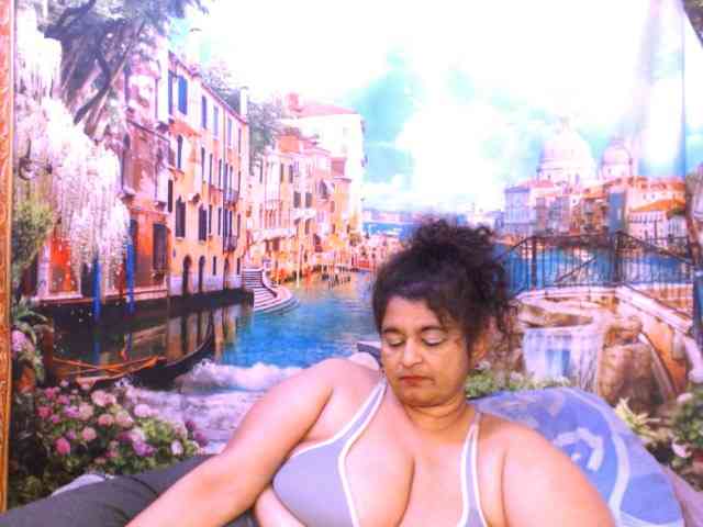 Indianstar75 webcam