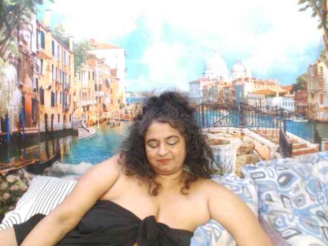 Indianstar75 webcam