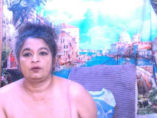 Indianstar75 webcam