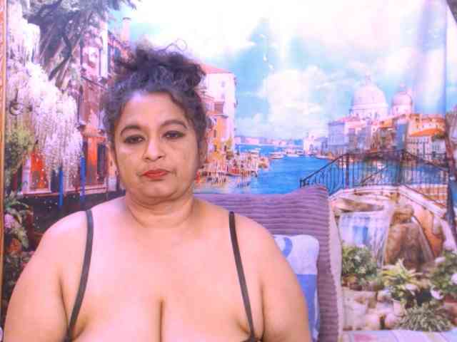 Indianstar75 webcam