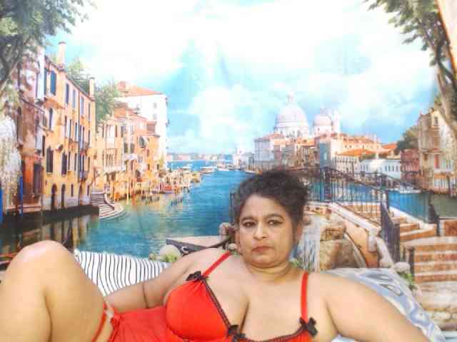 Indianstar75 webcam