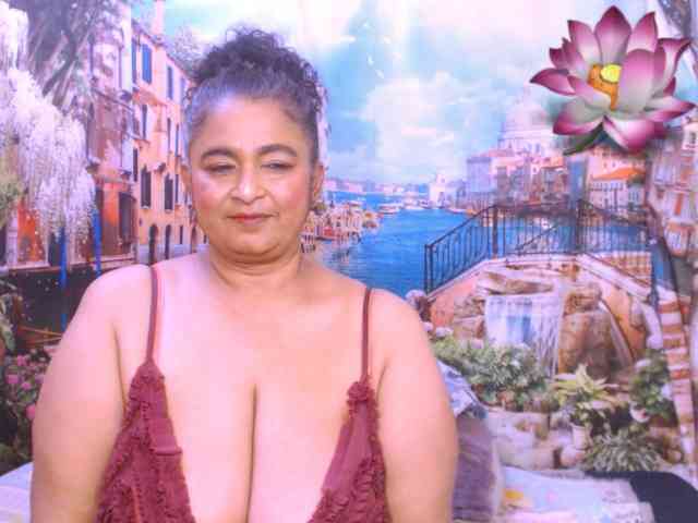Indianstar75 webcam