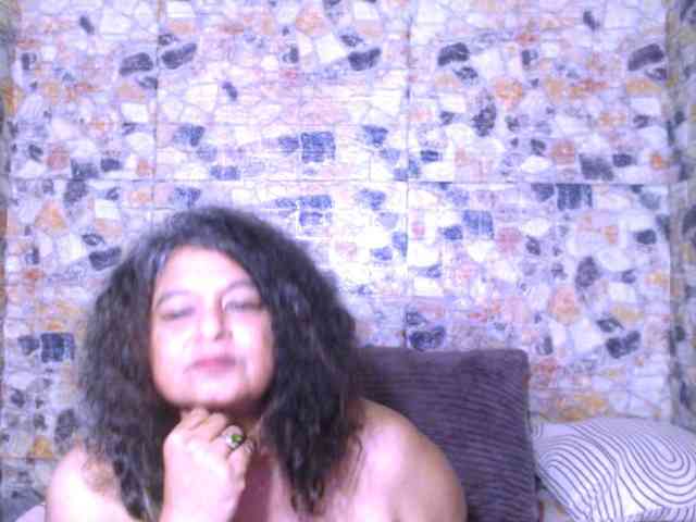 indianstar75 Live Webcam on BongaCams