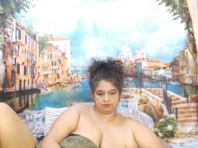 Indianstar75 webcam