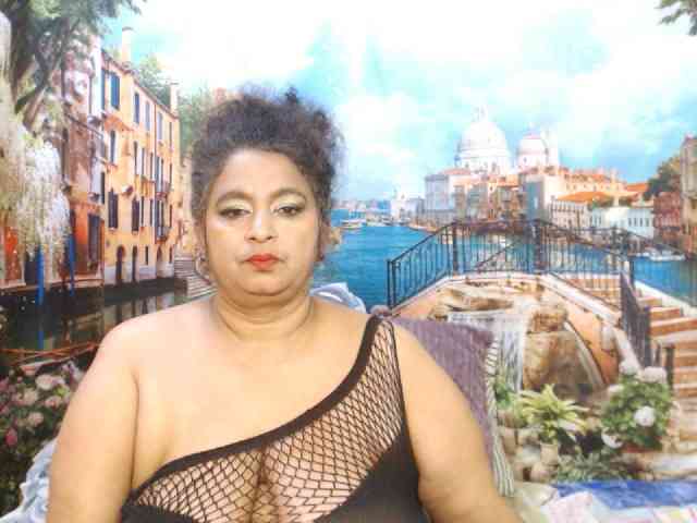 Indianstar75 webcam