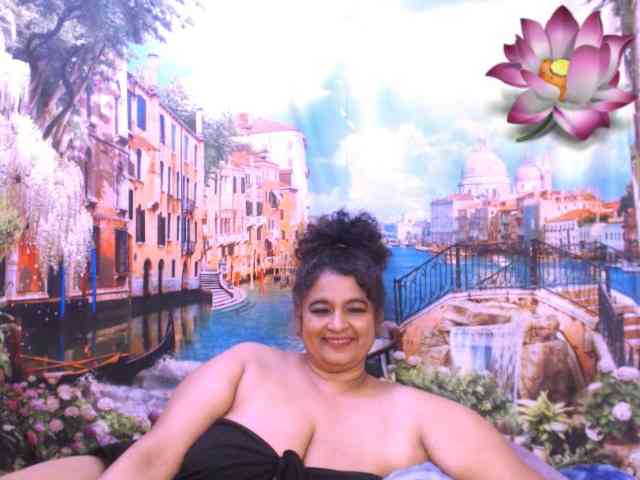 Indianstar75 webcam