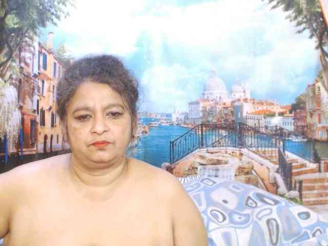 Indianstar75 webcam