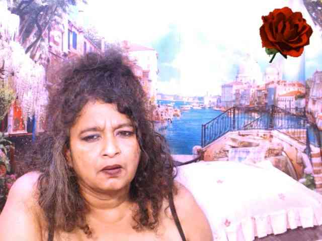 Indianstar75 webcam