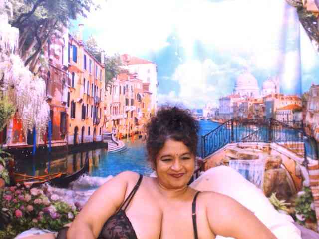 Indianstar75 webcam