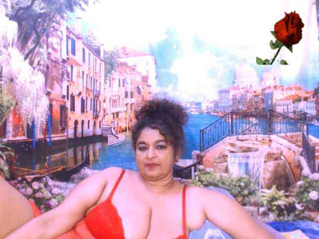 Indianstar75 webcam