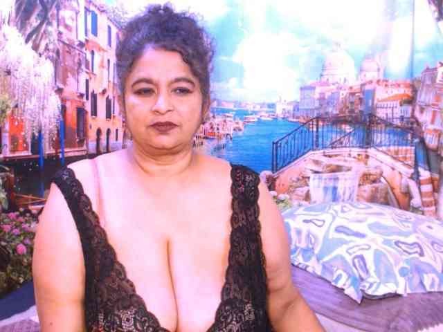 Indianstar75 webcam
