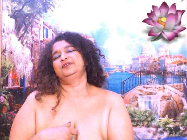 Indianstar75 webcam