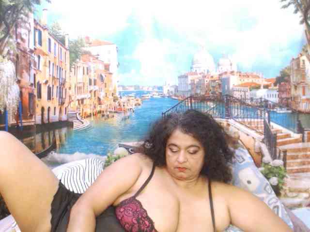 Indianstar75 webcam