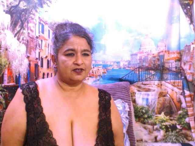 Indianstar75 webcam