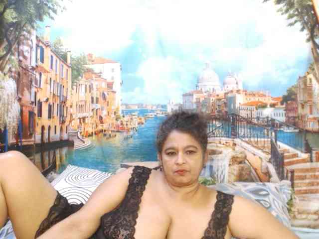 Indianstar75 webcam