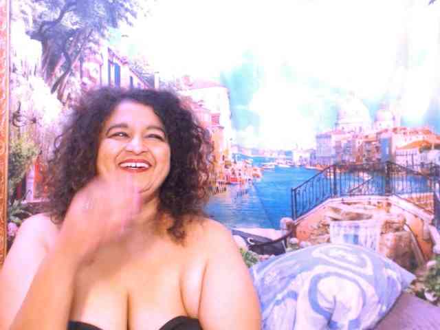 Indianstar75 webcam