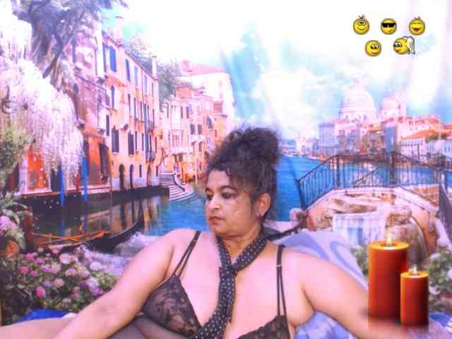 Indianstar75 webcam