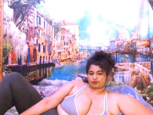 Indianstar75 webcam