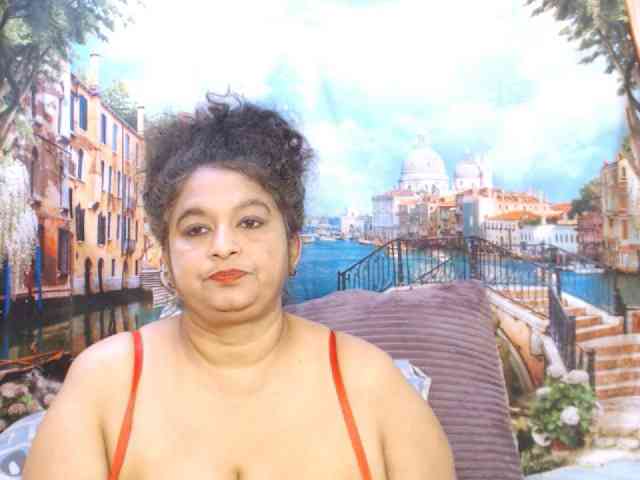 Indianstar75 webcam