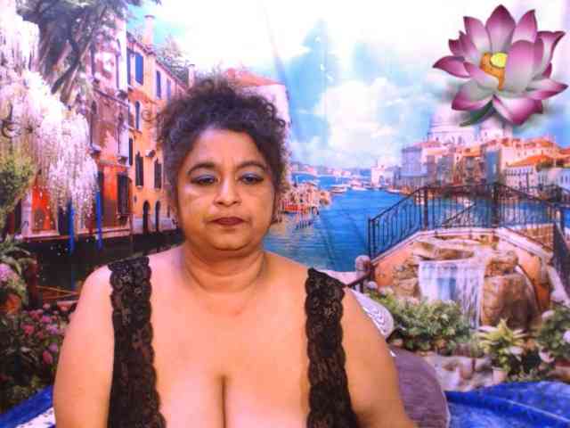 Indianstar75 webcam