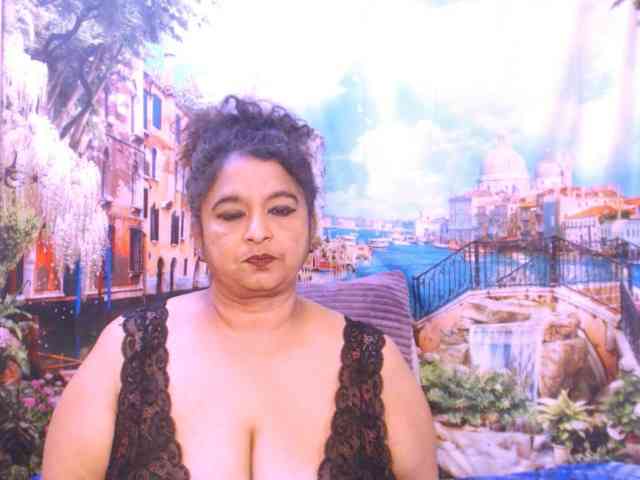 Indianstar75 webcam