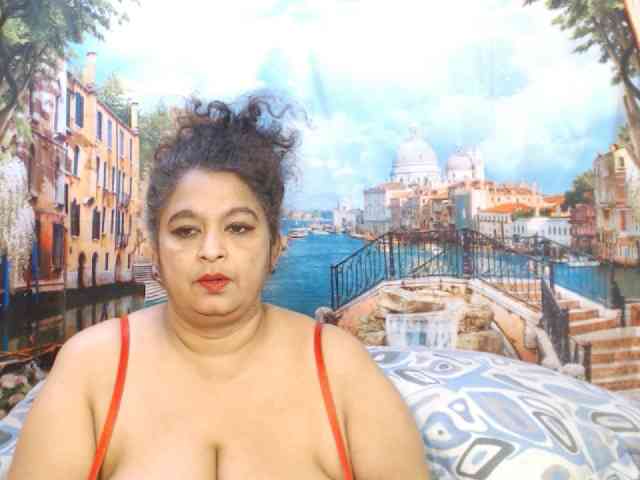 Indianstar75 webcam