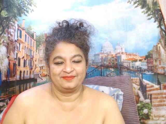 Indianstar75 webcam