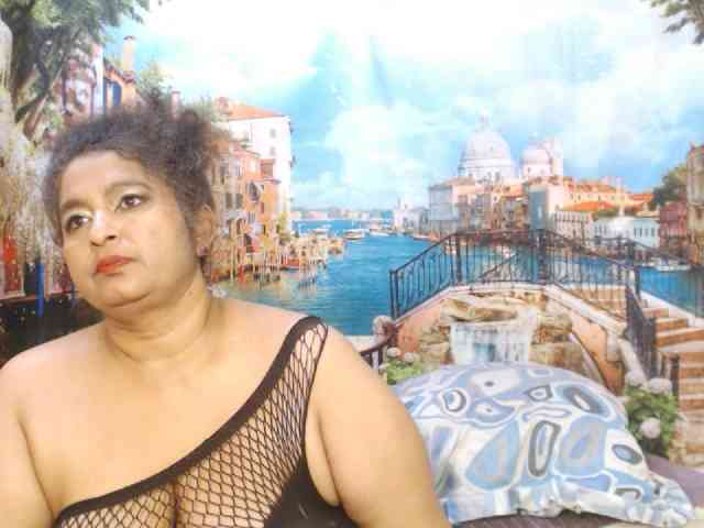 Indianstar75 webcam