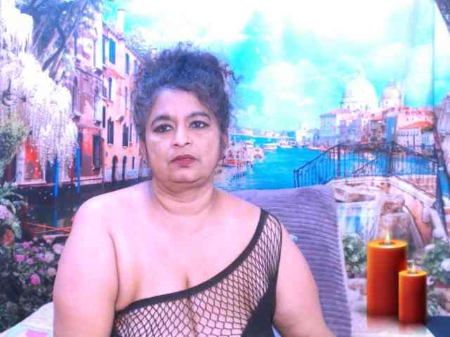 Indianstar75 webcam