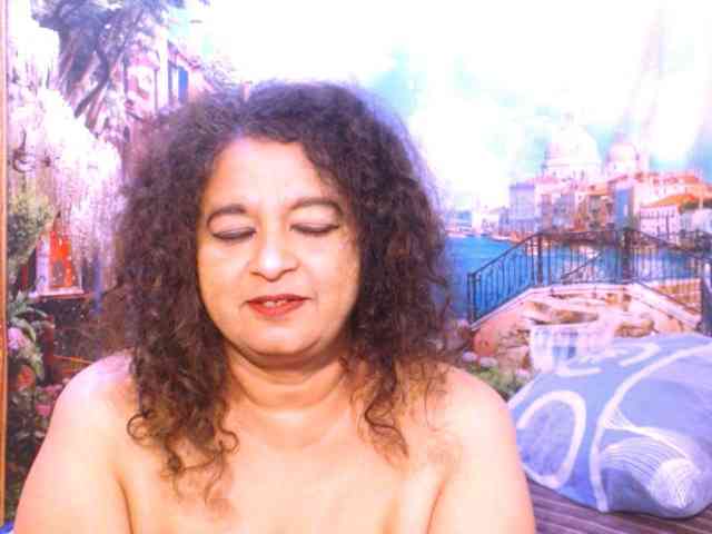 Indianstar75 webcam