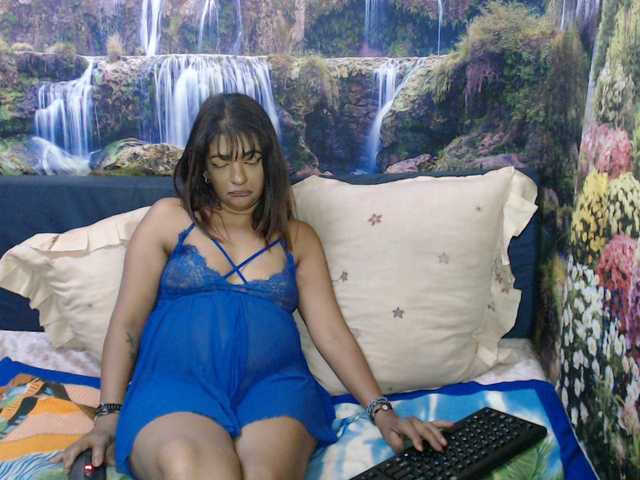 indianaqua's BongaCams show and profile