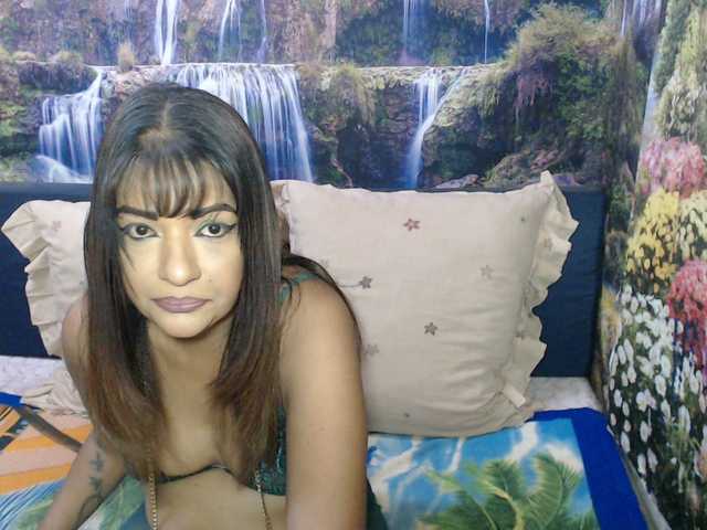 indianaqua's BongaCams show and profile
