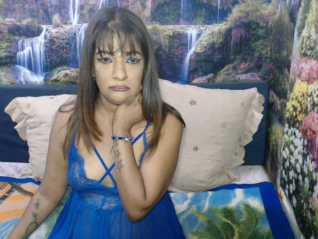 indianaqua's BongaCams show and profile