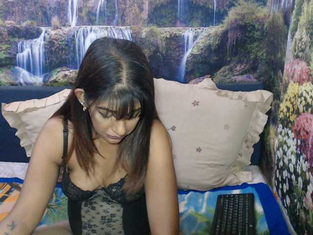 indianaqua's BongaCams show and profile