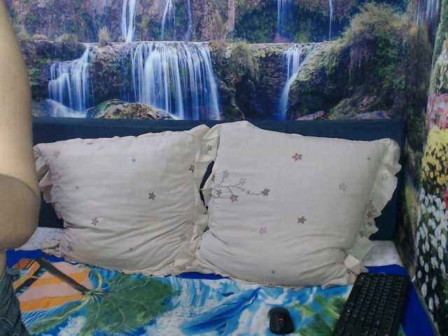 indianaqua's BongaCams show and profile