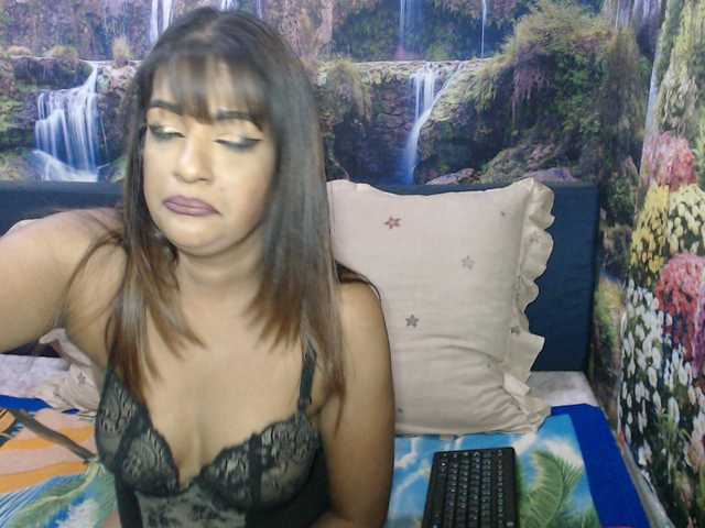 indianaqua's BongaCams show and profile