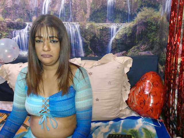 indianaqua's BongaCams show and profile