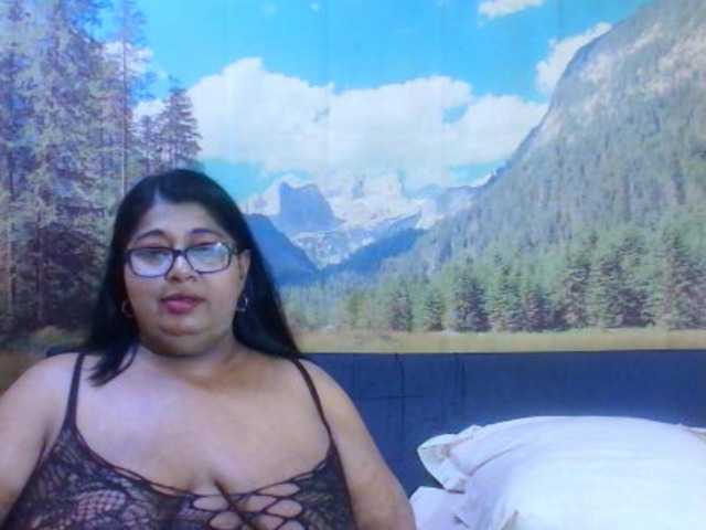 indianhoney's BongaCams show and profile